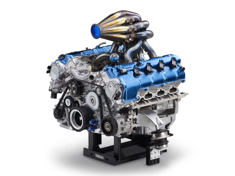 водородный двигатель V8 Toyota и Yamaha