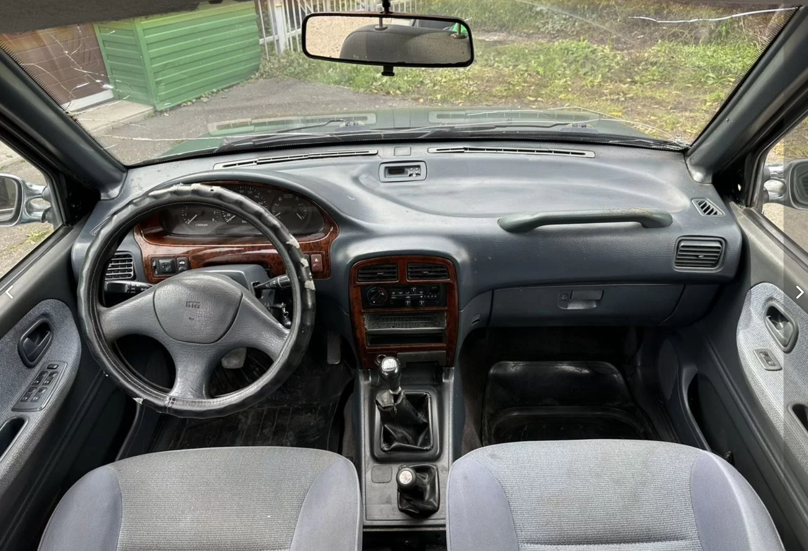 Kia Sportage (K00) 2.0 i 16V (128 лс) фото салона 2