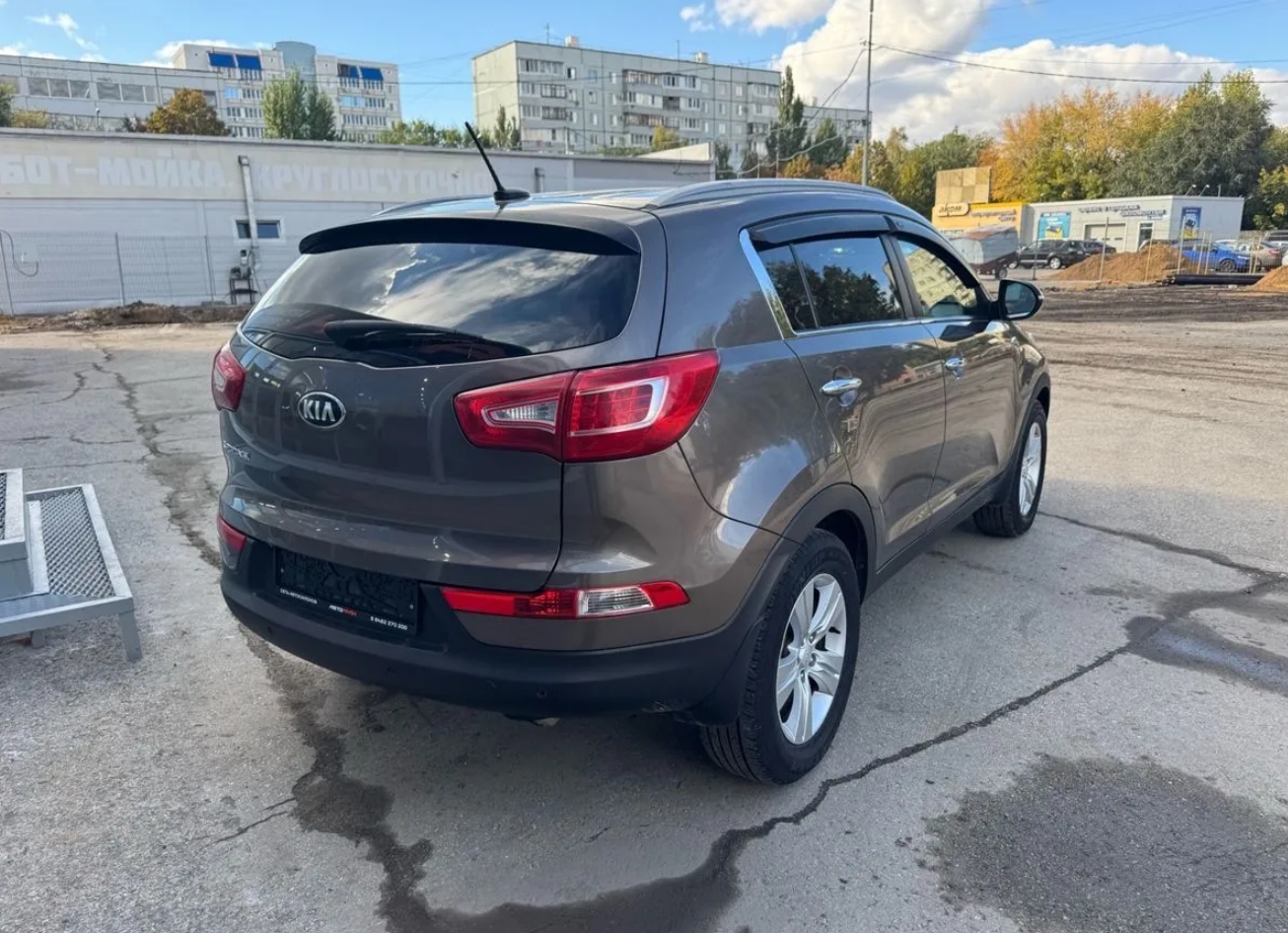 Kia Sportage 3 фото сзади