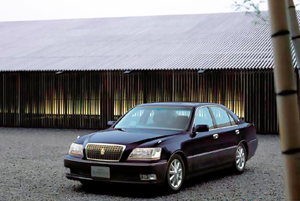 Toyota Crown Majesta III (S170) 4.0 i-Four V8 32V (280 Hp) 4x4 Automatic /1999, 2000, 2001, 2002, 2003, 2004/  Specs - фото