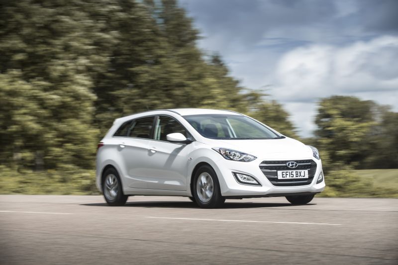 Hyundai i30 2 CW (facelift 2015) 1.6 GD1 (135 Hp) DCT blue | Технические характеристики, Расход топлива, Размеры - фото