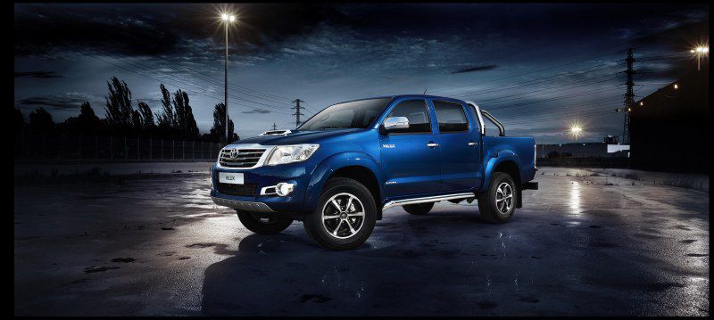 Toyota Hilux Double Cab VII (facelift 2011) 2.5 D-4D (144 Hp) 4WD /2011, 2012, 2013, 2014, 2015/  Specs - фото