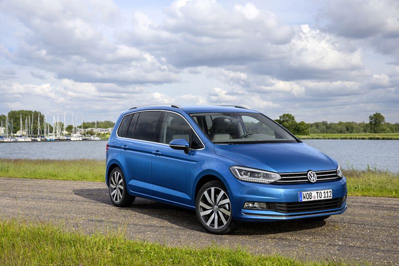 Volkswagen Touran II 1.6 TDI (115 Hp) /2016, 2017, 2018, 2019/  Specs - фото
