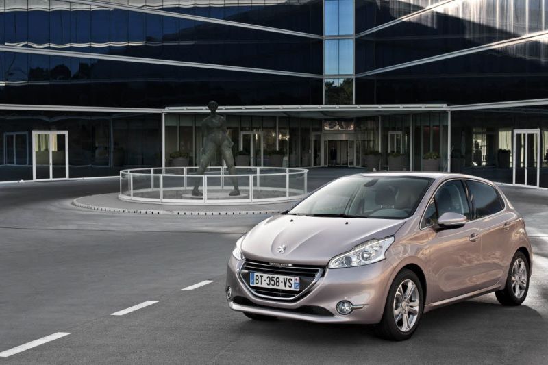 Peugeot 208 I (Phase I, 2012) GTI 1.6 THP (200 лс) | Технические характеристики, расход топлива , Габариты - фото
