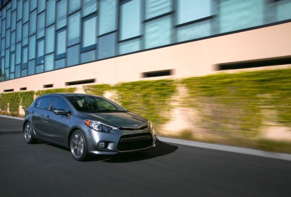 Kia Forte5 2 (YD) 2.0 GD1 (173 лс) | Технические характеристики, расход топлива , Габариты - фото