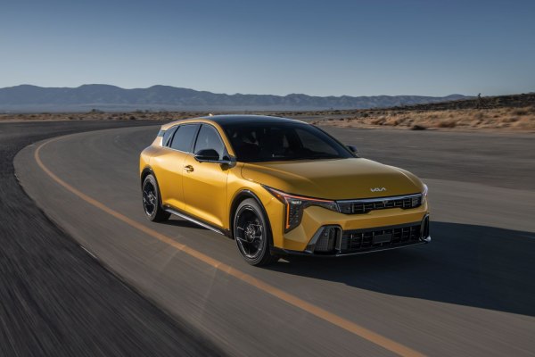 Kia K4 Hatch (2025) 2.0L MP1 (147 лс)  4T | Технические характеристики, расход топлива , Габариты - фото