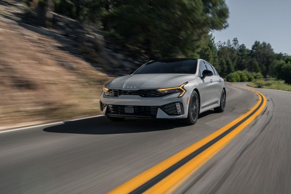Kia K5 (facelift 2023) 2.0 LP1 (146 лс) Автомат | Технические характеристики, расход топлива , Габариты - фото