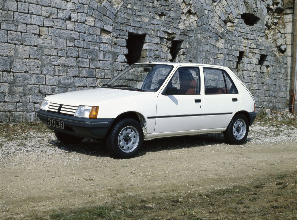 Peugeot 205 I (741A/C) 1.1 (50 лс) | Технические характеристики, расход топлива , Габариты - фото