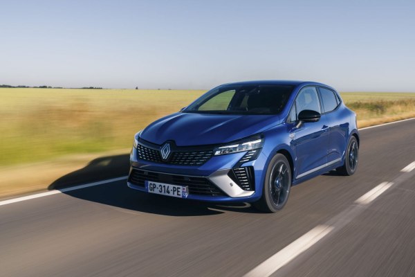 Renault Clio 5 (Phase II, 2023) 1.5 Blue dCi (101 лс) | Технические характеристики, расход топлива , Габариты - фото
