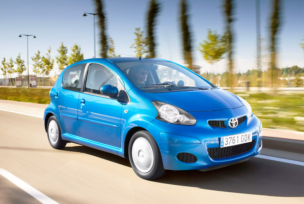 Toyota Aygo (facelift 2009) 1.0 VVT-i (68 Hp) /2009, 2010, 2011, 2012/  Specs - фото