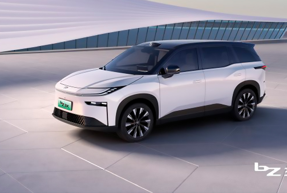 Toyota bZ3X 58.37 kWh (204 Hp) /2025/  Specs - фото