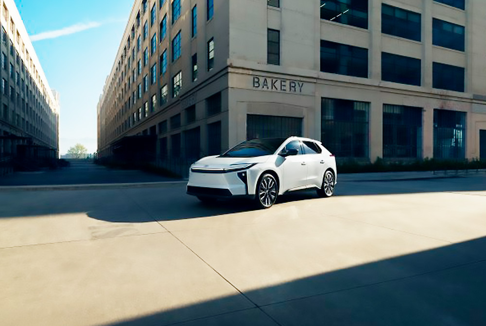 Toyota bZ 74.7 kWh (338 Hp) AWD /2025/  Specs - фото