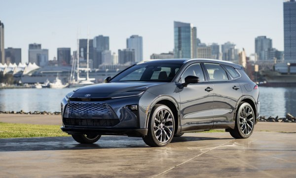 Toyota Crown XVI Signia (S238) 2.5 D-4S (240 Hp) Hybrid E-Four e-CVT /2024, 2025/  Specs - фото