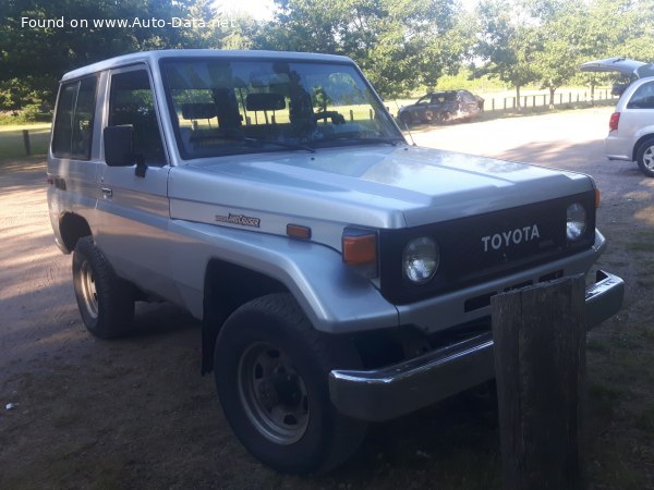 Toyota Land Cruiser (J77) 4.2 D (HZJ77HV) (135 Hp) 4WD /1988, 1989, 1990, 1991, 1992, 1993, 1994, 1995, 1996/  Specs - фото
