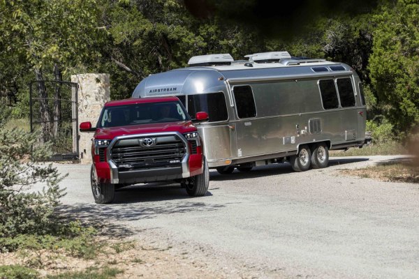 Toyota Tundra III CrewMax Short Bed 3.5 V6 i-FORCE MAX (437 Hp) Hybrid 4WD-i ECT-i /2021, 2022, 2023, 2024, 2025/  Specs - фото