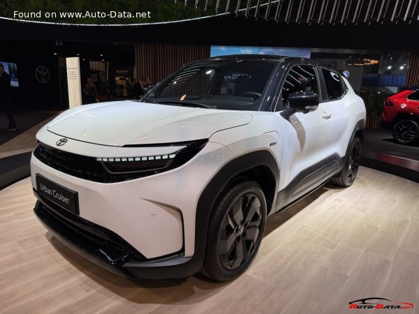 Toyota Urban Cruiser III 61 kWh (174 Hp) /2025/  Specs - фото