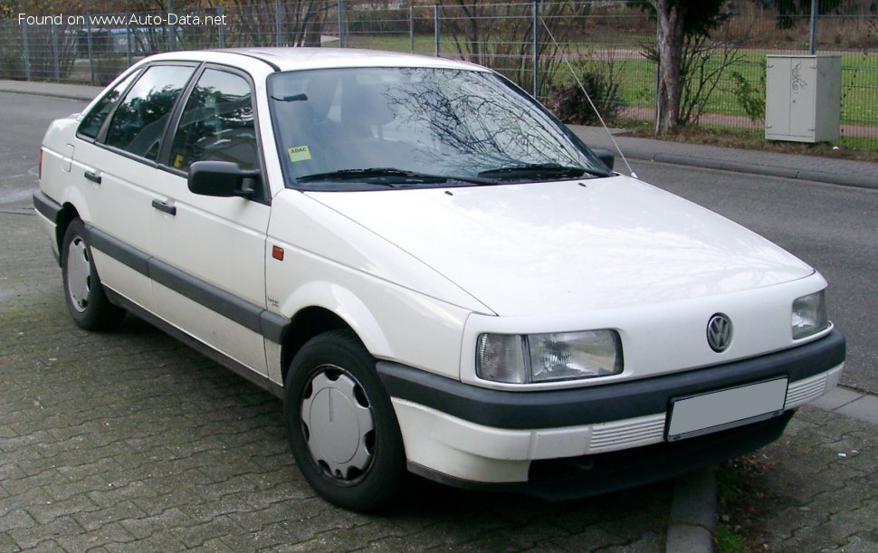 Volkswagen Passat (B3) 1.8 16V (136 Hp) /1988, 1989/ Specs - фото
