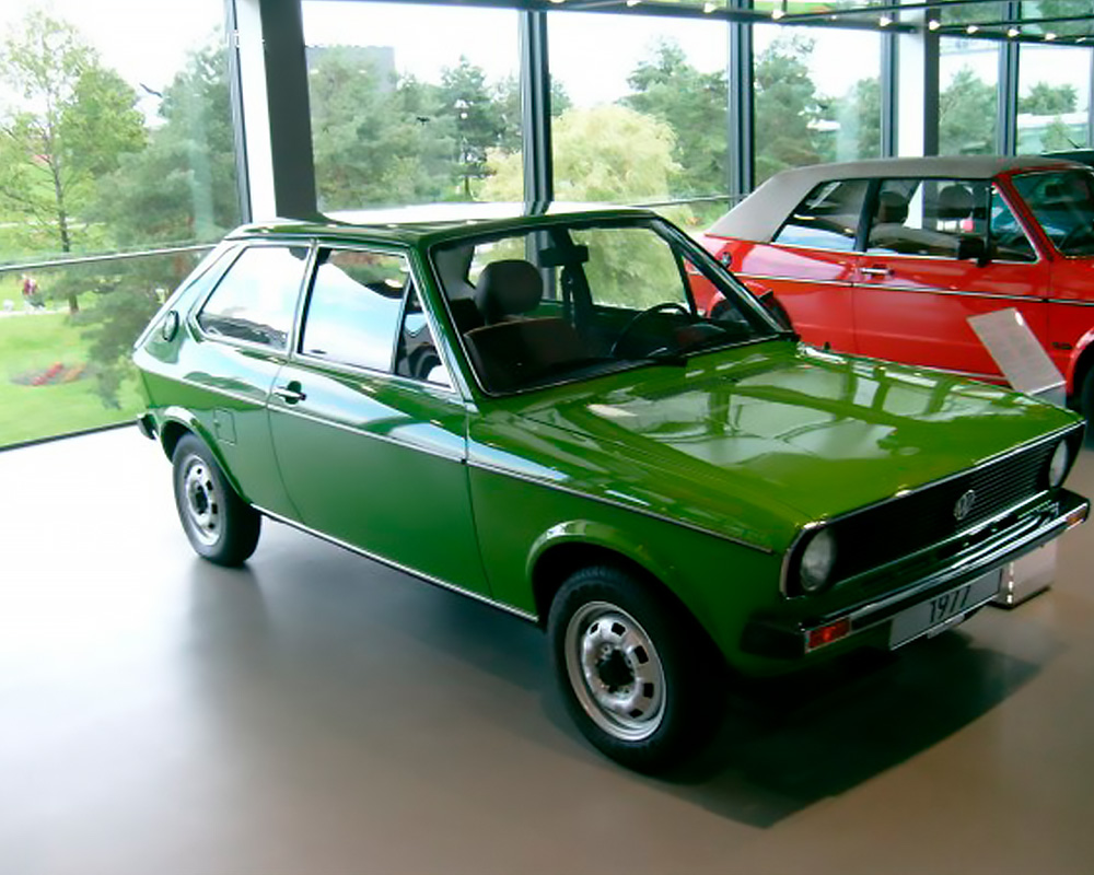 Volkswagen Polo I (86) 1.1 (50 Hp) /1979, 1980, 1981/  Specs - фото