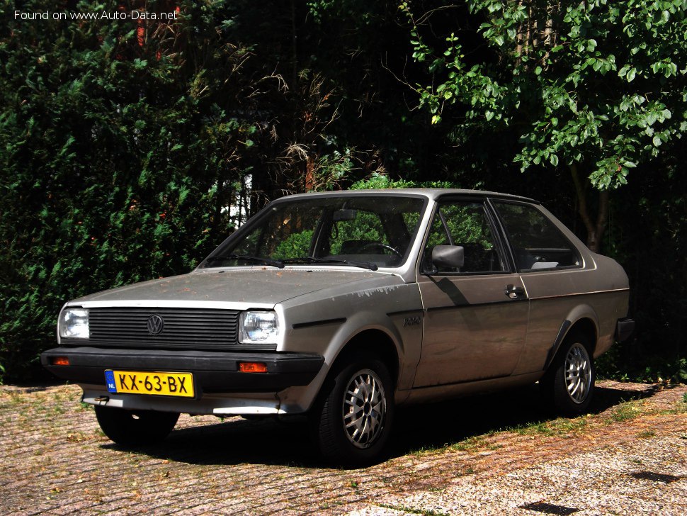 Volkswagen Polo II Classic (86C) 1.0 (40 Hp) /1981, 1982, 1983, 1984, 1985/  Specs - фото