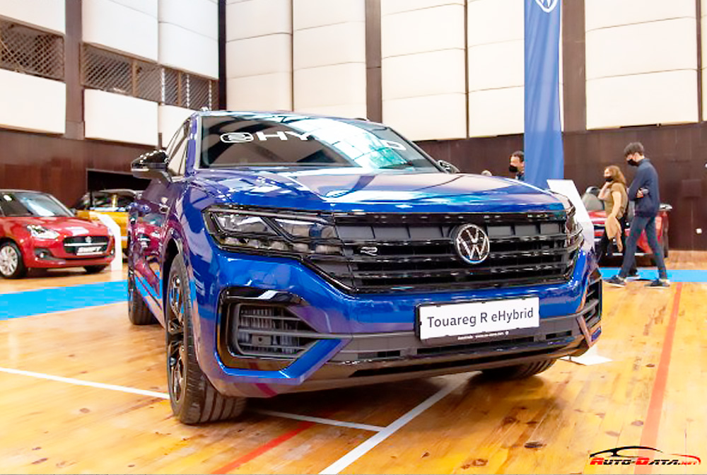 Volkswagen Touareg III (CR) R 3.0 V6 TSI (462 Hp) eHybrid 4MOTION Tiptronic /2020, 2021, 2022, 2023/  Specs - фото