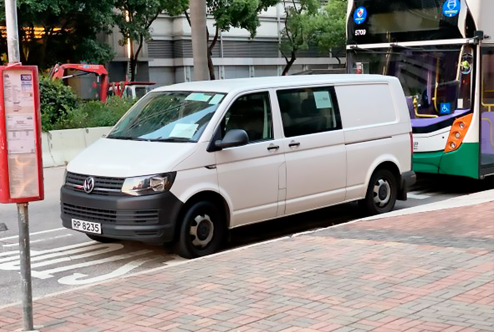 Volkswagen Transporter (T6) Kombi Doka Plus 2.0 TDI (84 Hp) L1H1 /2015, 2016/  Specs - фото