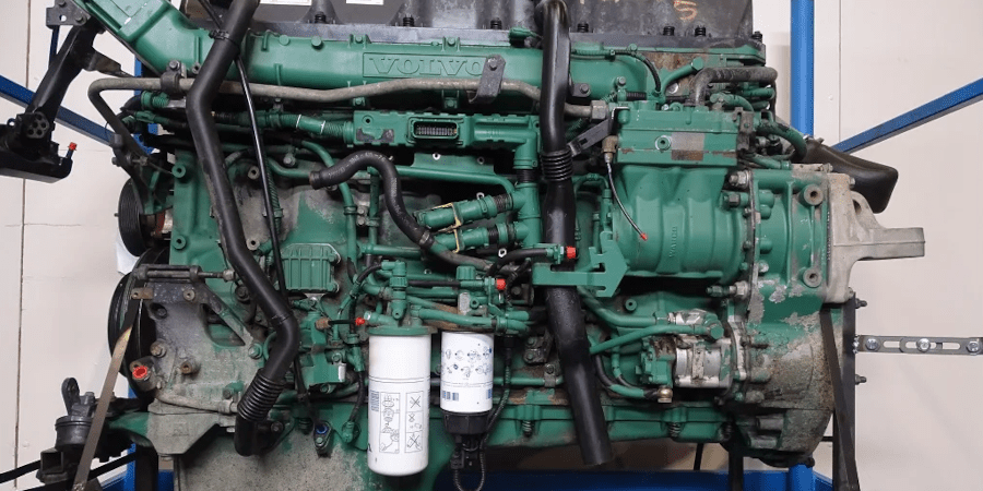 Двигатель Volvo D13A440 - фото