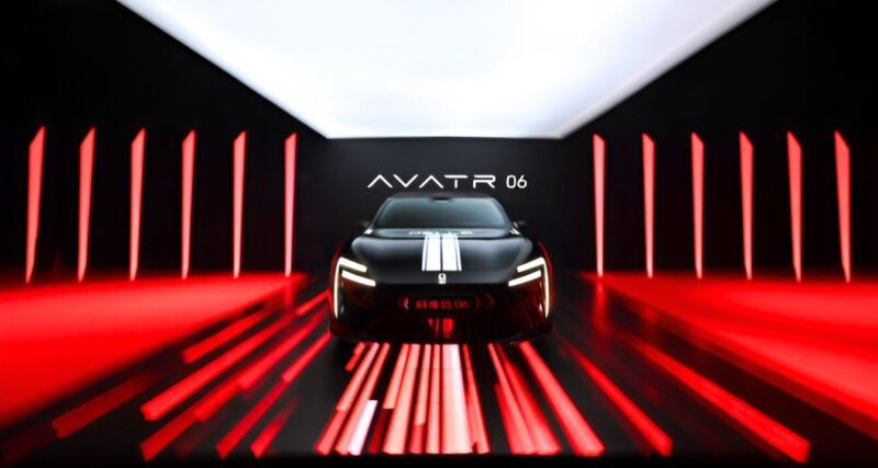 AVATR 06 запускается на 26 300 долларов США: модель 3 седана с силовыми седатами Huawe - фото