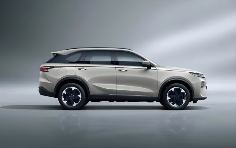 GWM дразнит Haval второго поколения Xiaolong Max перед запуском - фото