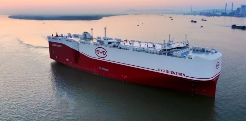 Byd Shenzhen, крупнейший в мире автомобильный перевозчик, отправился в Бразилию, говорит компания - фото
