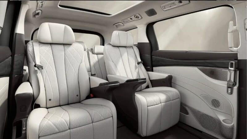Byd's Denza D9 MPV возглавляет китайский марш транспортных средств в Индонезии - фото
