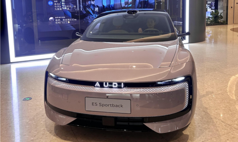 Audi E5 Sportback Lands в китайских дилерских центрах: 787 л.с., 770 км, от 3,4 до 100 км/ч. - фото