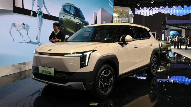 Dongfeng's Electric Suv Nammi 06 дебютирует и 2025 Shanghai Auto Show - фото