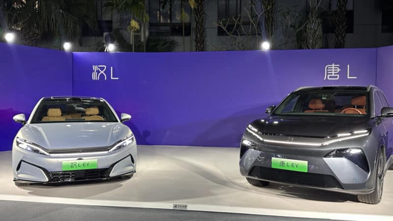 Byd Han L EV и Tang L EV с 1086 л.с. и 1000 В супер-платформы начали предварительные предварительные условия для 37 300 долларов США в Китае - фото