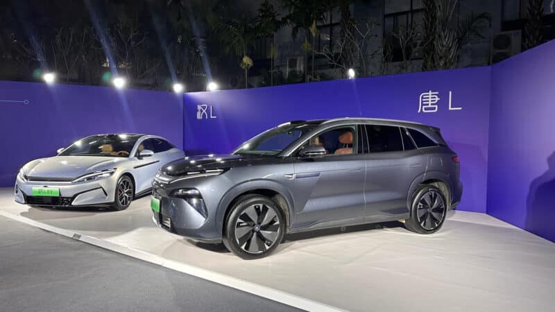 BYD выпустил 1000 кВт зарядных устройств со скоростью 10C, добавив диапазон 2 км в секунду - фото