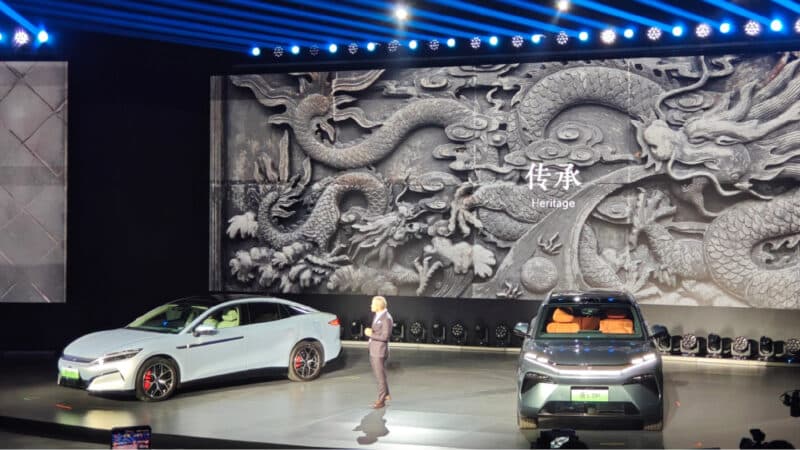 Byd назначен дебютированием 1000V, заряжающегося на Хань и Тан Л. 17 марта - фото