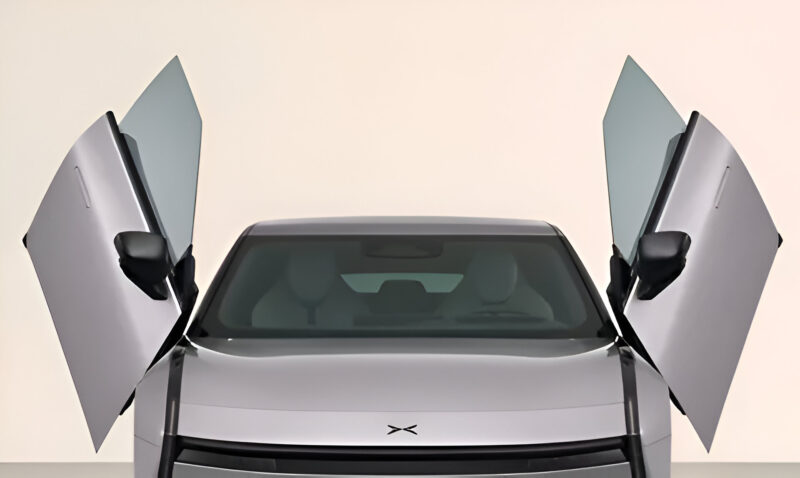 Новый Xpeng P7 Spotted Undisguised: больше мощности, больший размер, новый дизайн - фото