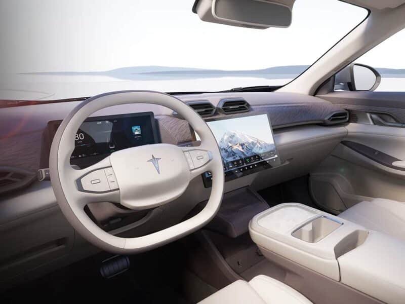 Китайское совместное предприятие Peugeot-Citroen для запуска компактных внедорожников Hedmos 06 с диапазоном 520 км - фото