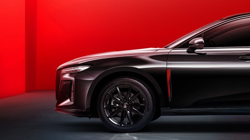 Бронирование для Hongqi H5 Phev открылось в Китае до запуска в апреле - фото