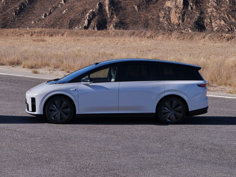 Li Auto I8 Всеэлектрический внедорожник раскрыт в Китае с зарядкой 536 л.с. и 5C, по цене около 54 400 долларов США. - фото