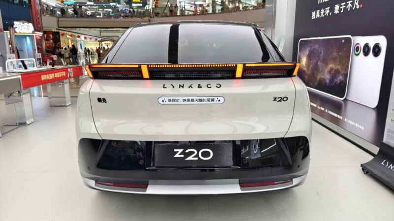 Воскресный Китай Драйв | Lynk и Co Z20 - стильный, практичный электрический внедорожник - фото