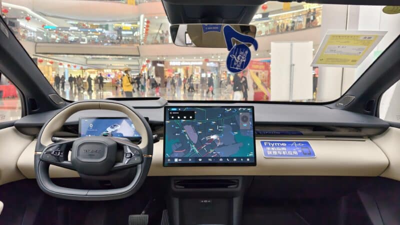 Воскресный Китай Драйв | Lynk и Co Z20 - стильный, практичный электрический внедорожник - фото