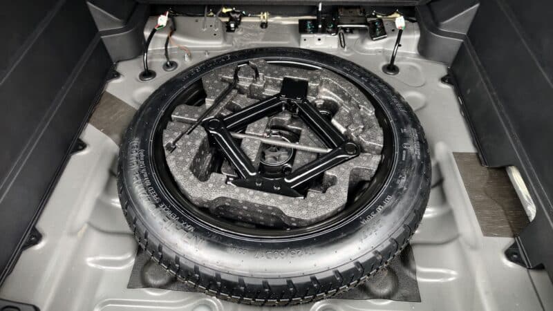 Воскресный Китай Драйв | Chery Tiggo 7 C-DM: «Land Rover» бедняка - фото