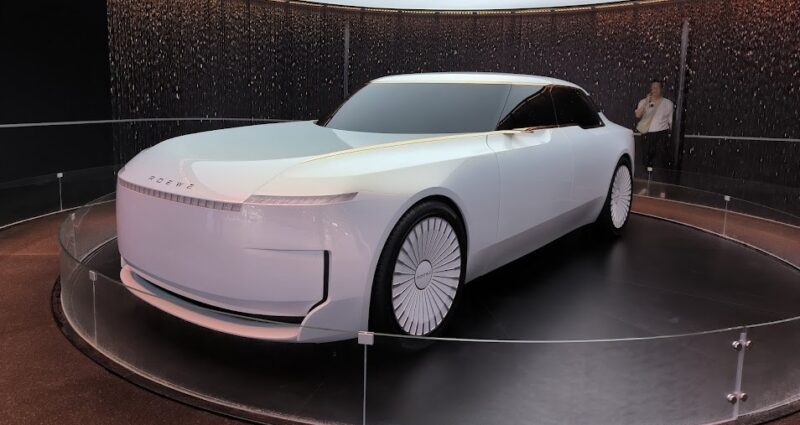 Roewe's Saic представляет концептуальный автомобиль «Жемчужина», разработанный бывшим руководителем дизайна Rolls-Royce - фото