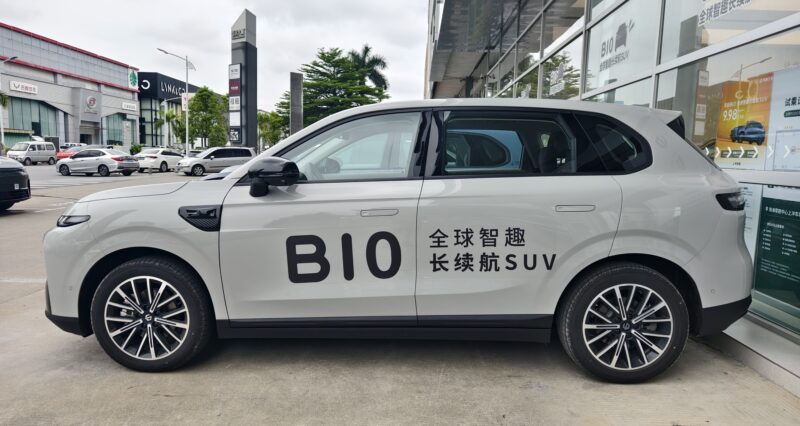 Воскресный Китай Драйв | Стелтантис, поддержанный Leapmotor B10, может ли этот бюджет EV Outshine Premium конкурентов? - фото