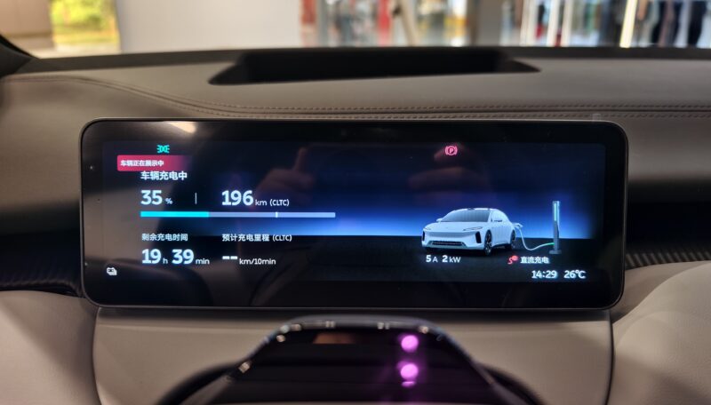 Воскресный Китай Драйв | Nio ET5 Touring 2025: тонкая подтяжка лица скрывает 500 обновлений - фото