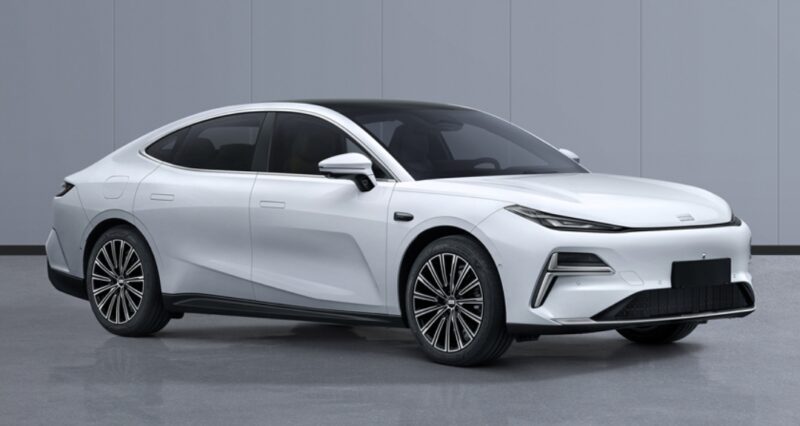 Geely Galaxy Starshine 8 PHEV sedan revealed by Chinese MIIT - фото