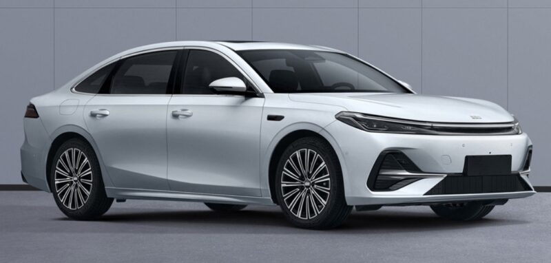 Geely Galaxy A7 PHEV с диапазоном «2100 км+», подвергнутым китайским MIIT - фото
