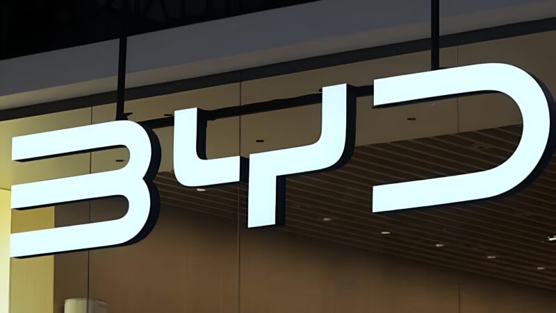 BYD ударил: 37 влиятельных лиц подали в суд на диффамацию в Интернете; 690 000 вознаграждений за лидерства - фото
